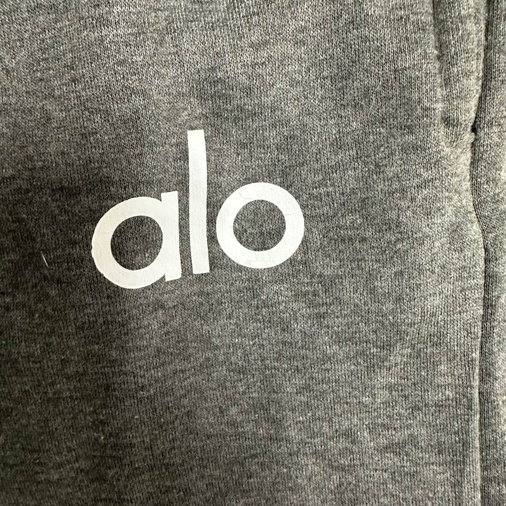 Alo Yoga Sweatpants Womens Size S Grey Wide Leg Fleece Lounge Athleisure Yoga - Picture 2 of 5